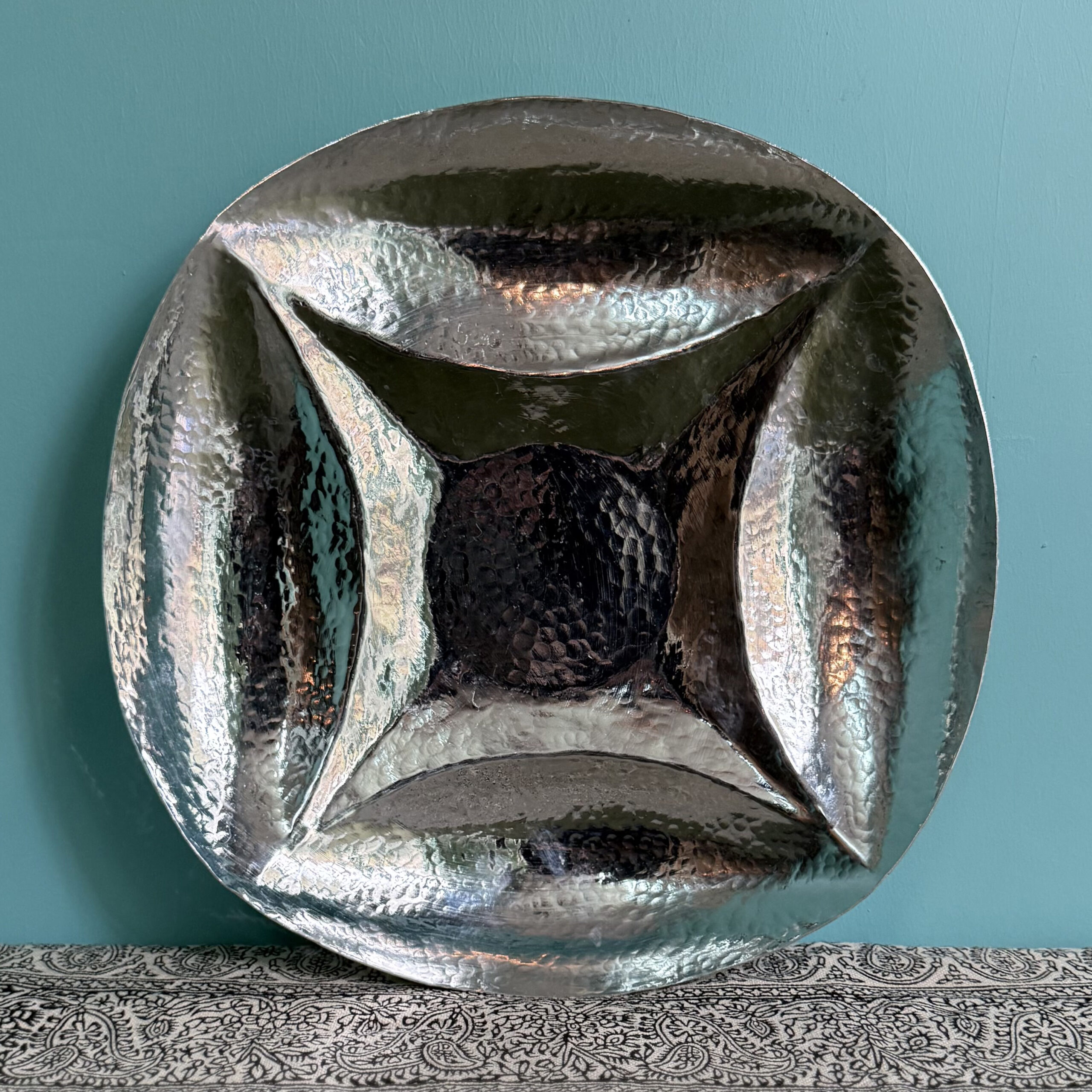 اردوخوری مسی آوینه