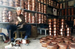 بنگل مسی دست‌ساز طرح چکش‌کاری