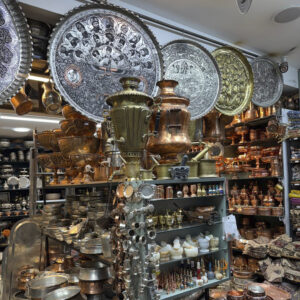 فروشگاه حضوری مس فروشی عبدالهیان در بازار تجریش