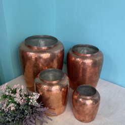 گلدان مسی خمره‌‎ای قرمز